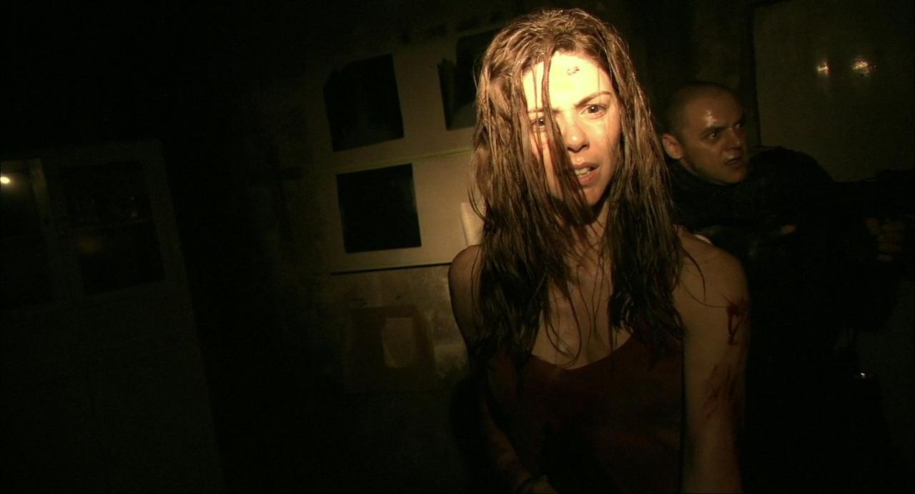 Fotograma de la película REC (2007)
